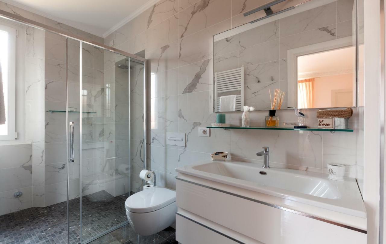 Villa La Dolce Vita Oliveto Lario Exteriör bild